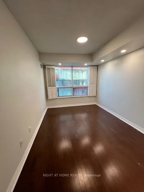 168 Simcoe Street, #1019