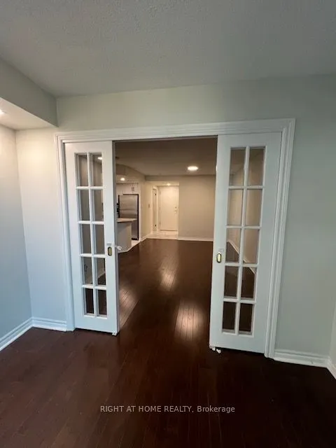 168 Simcoe Street, #1019