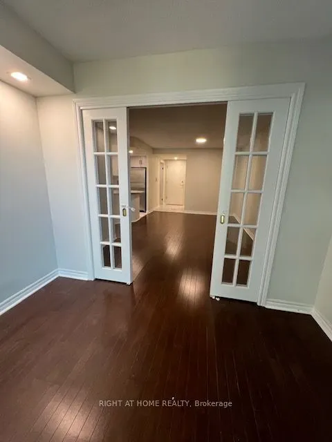 168 Simcoe Street, #1019