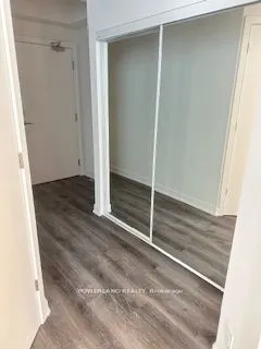 15 Ellerslie Avenue, #502