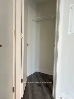 15 Ellerslie Avenue, #502