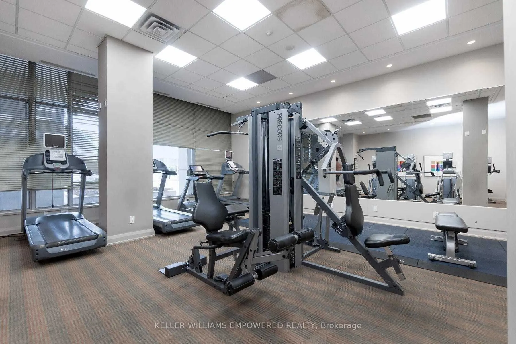 5793 Yonge Street, #803