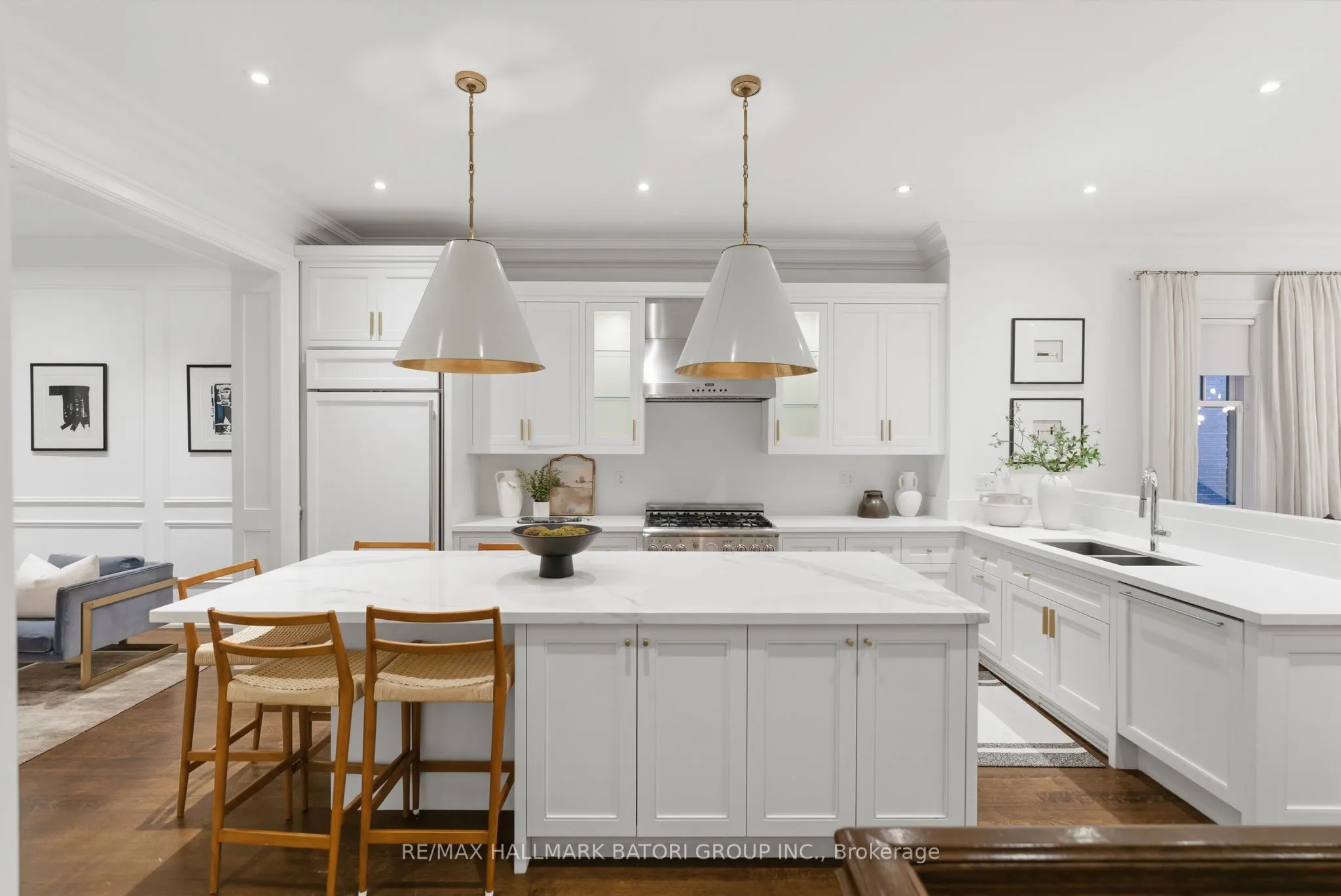 80 Macpherson Avenue