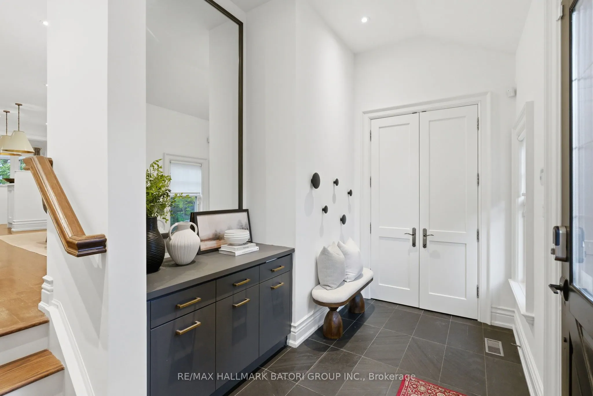 80 Macpherson Avenue