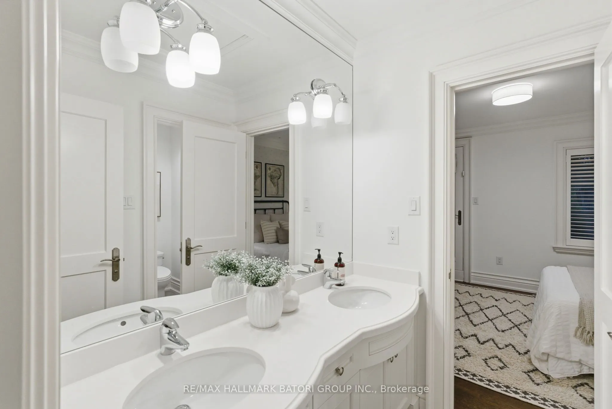 80 Macpherson Avenue