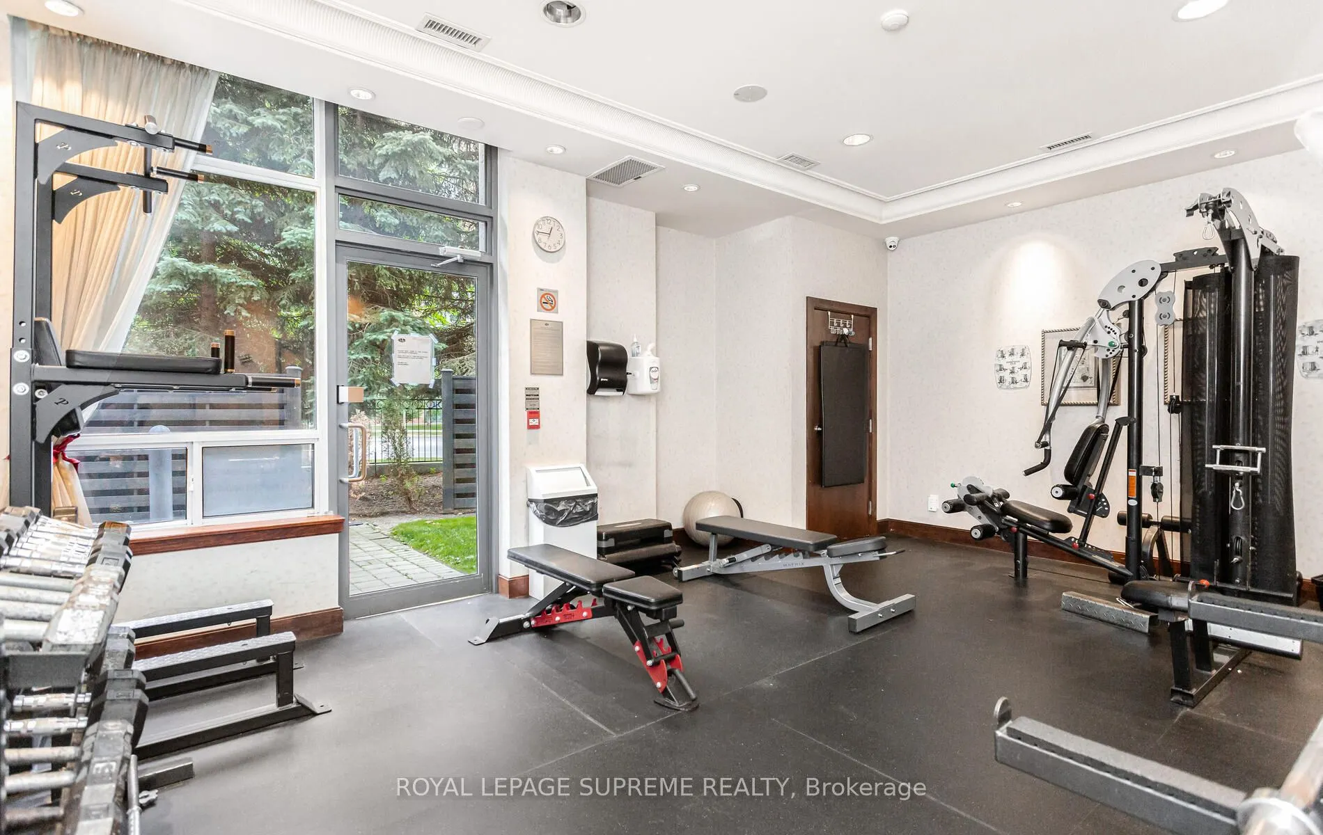 35 Finch Avenue E, #502