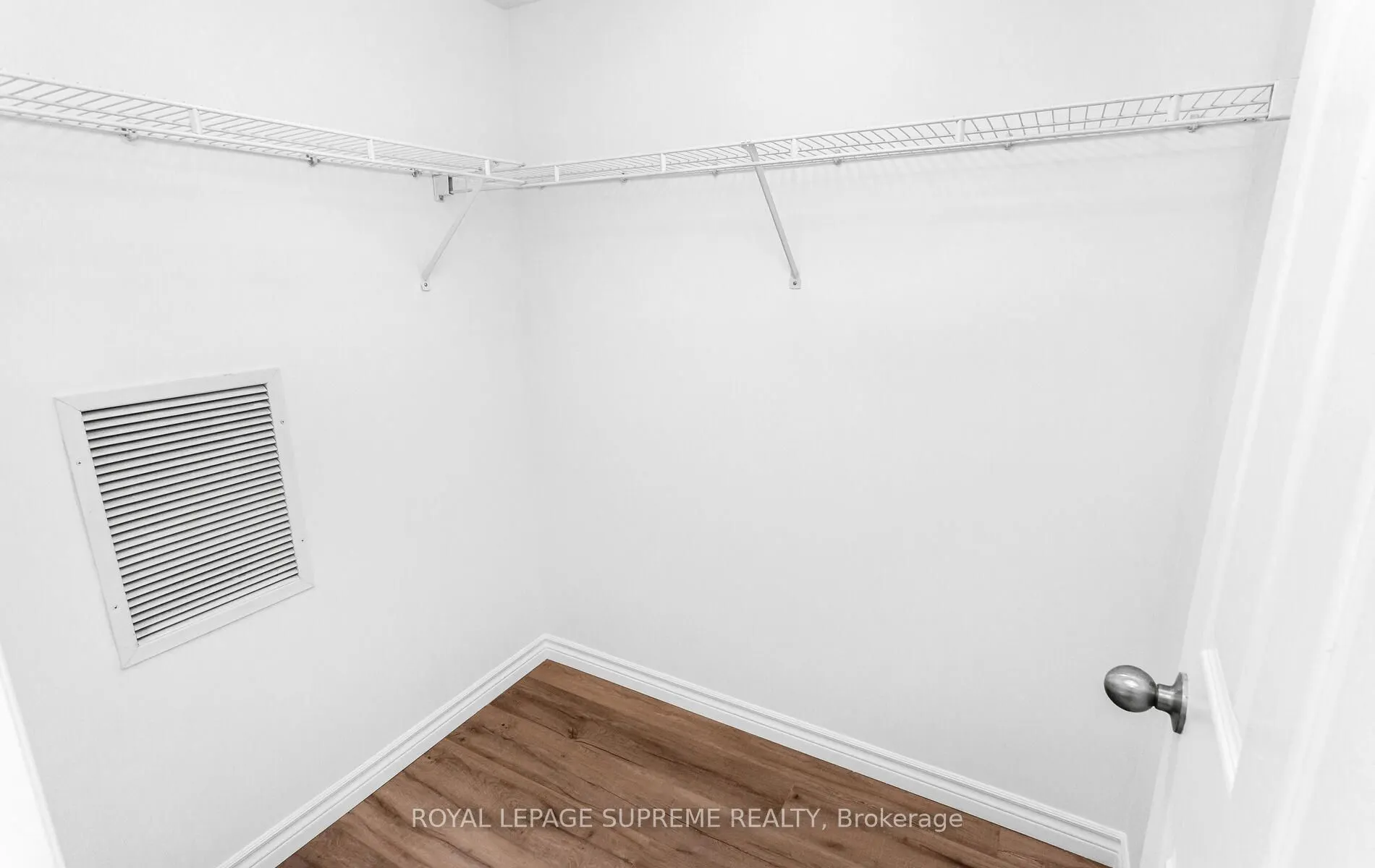 35 Finch Avenue E, #502