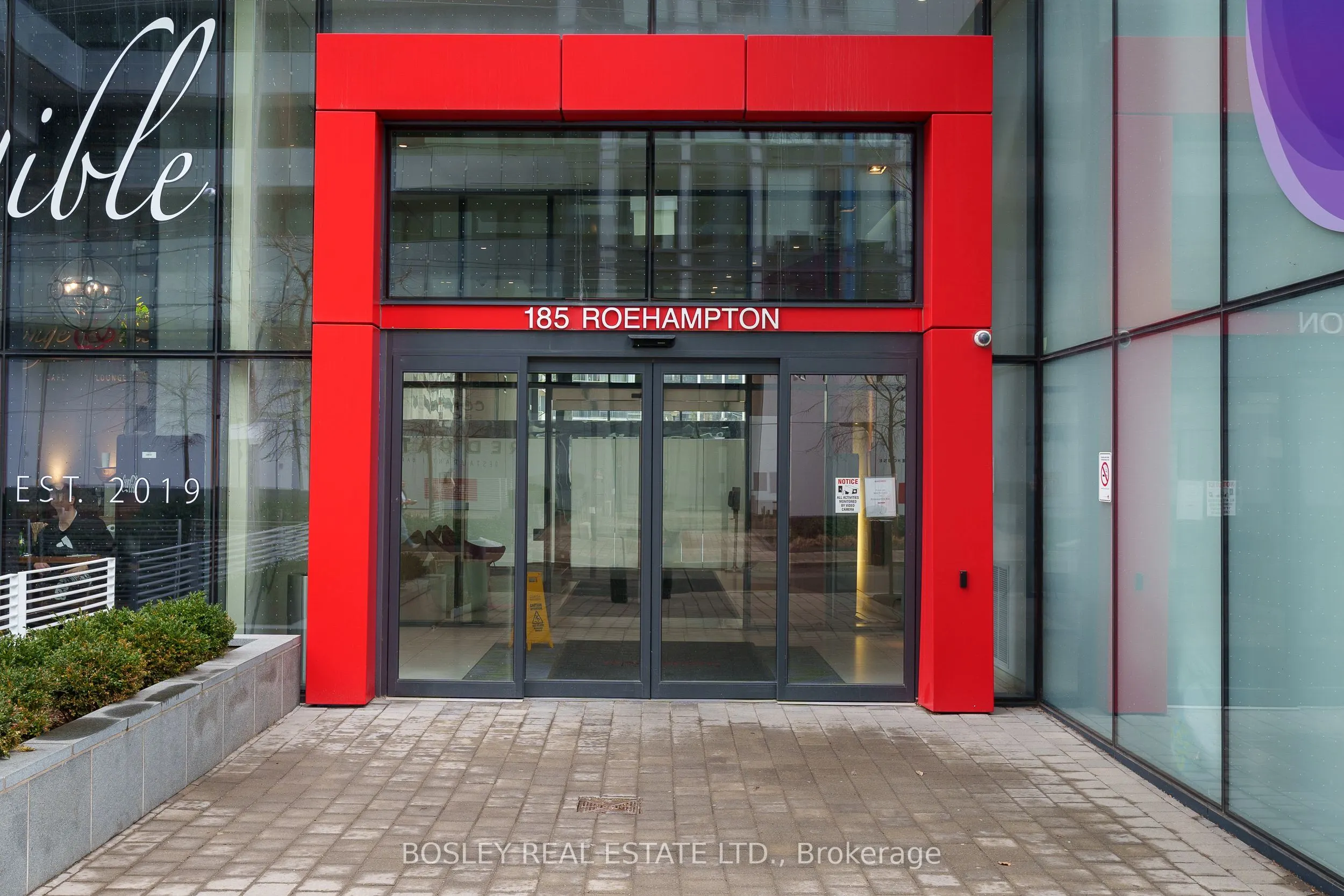 185 Roehampton Avenue, #2112