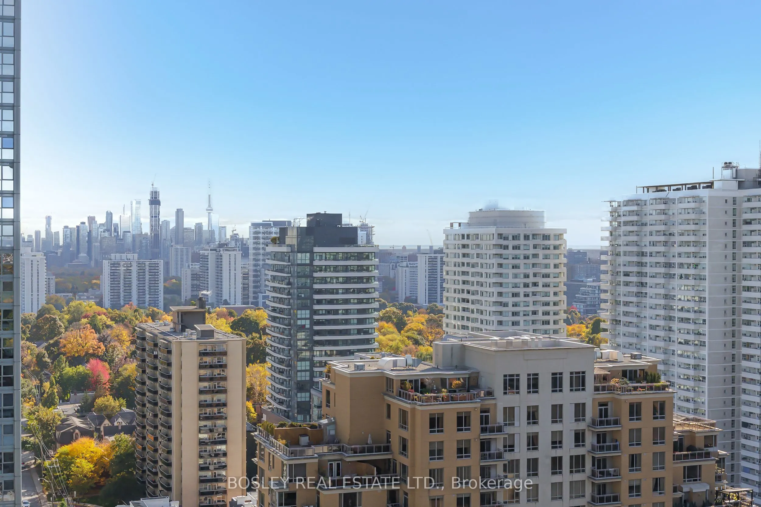 185 Roehampton Avenue, #2112