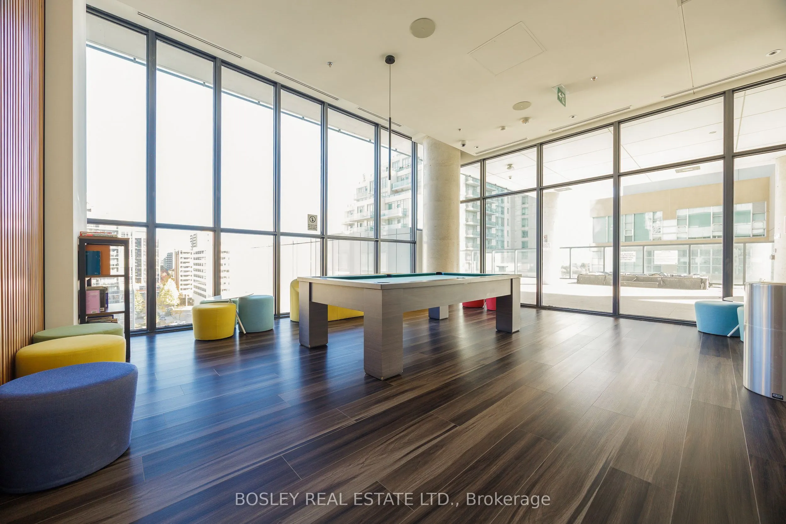 185 Roehampton Avenue, #2112