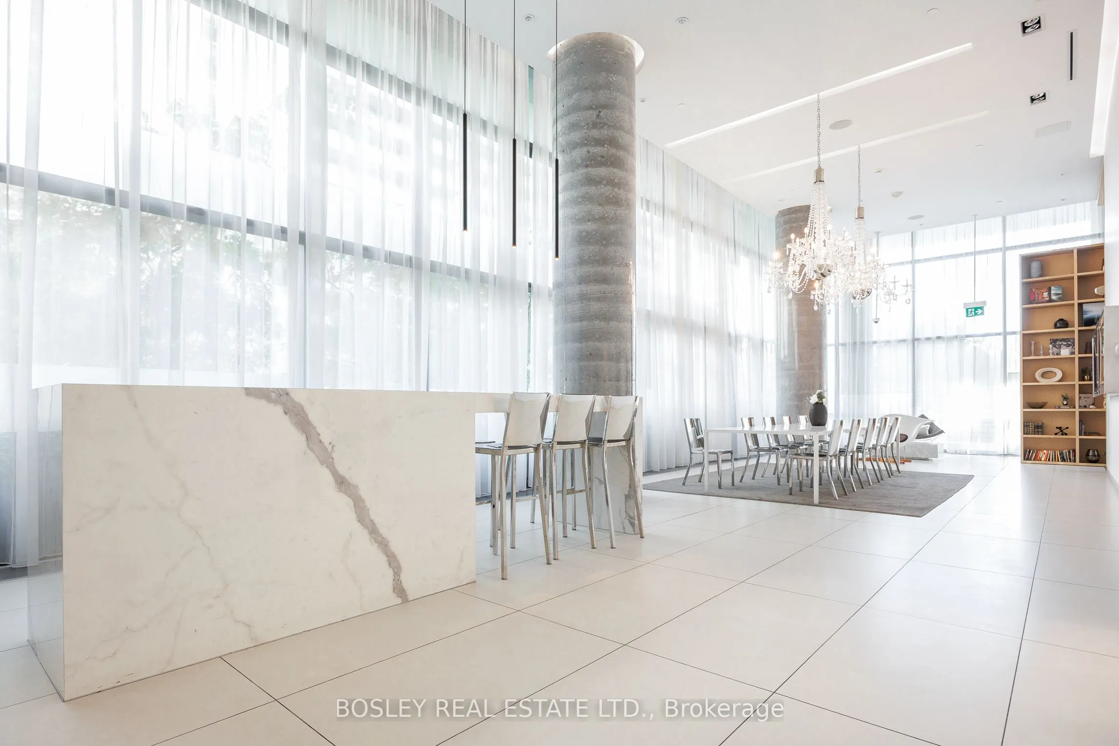 185 Roehampton Avenue, #2112