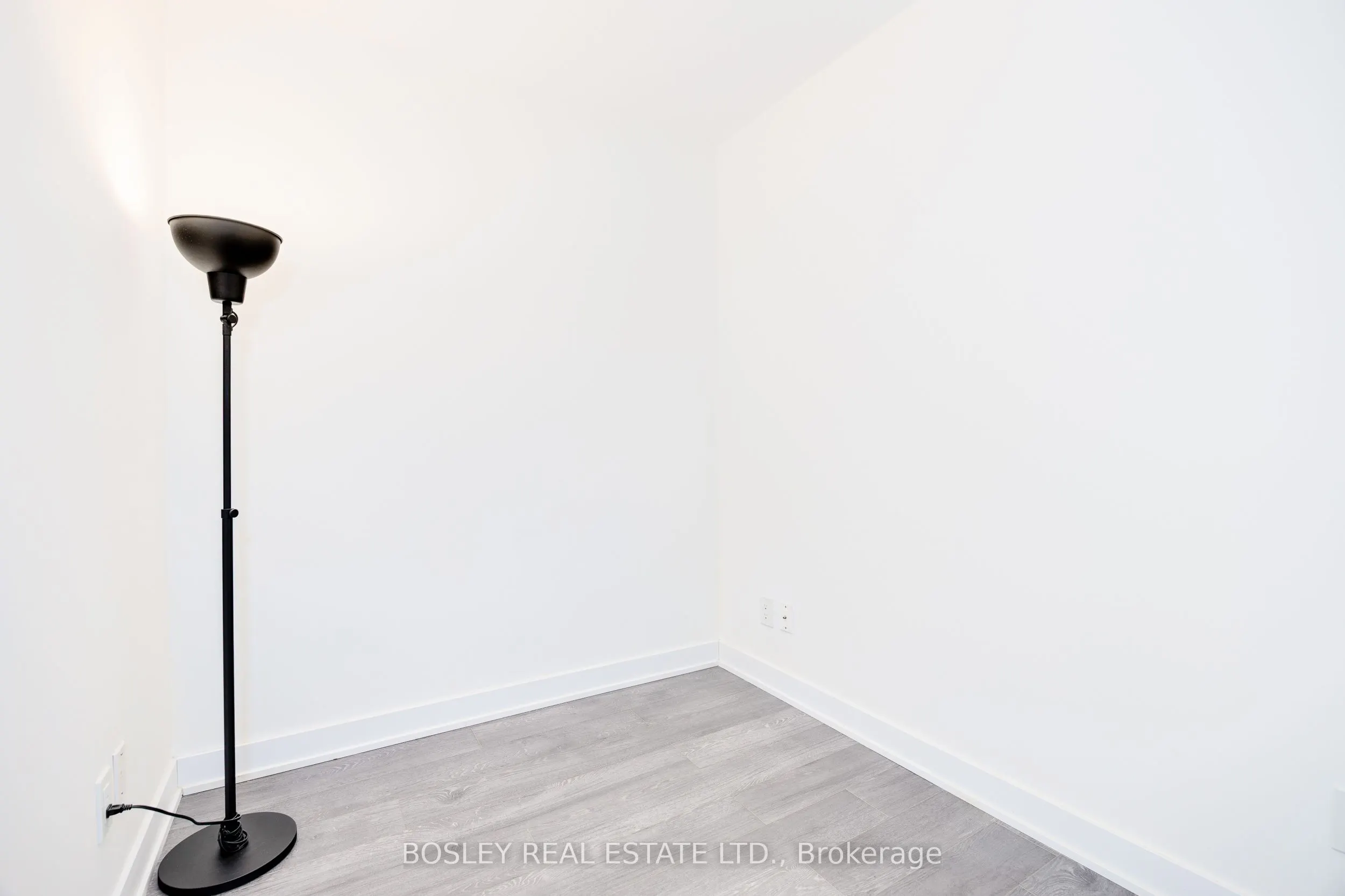 185 Roehampton Avenue, #2112