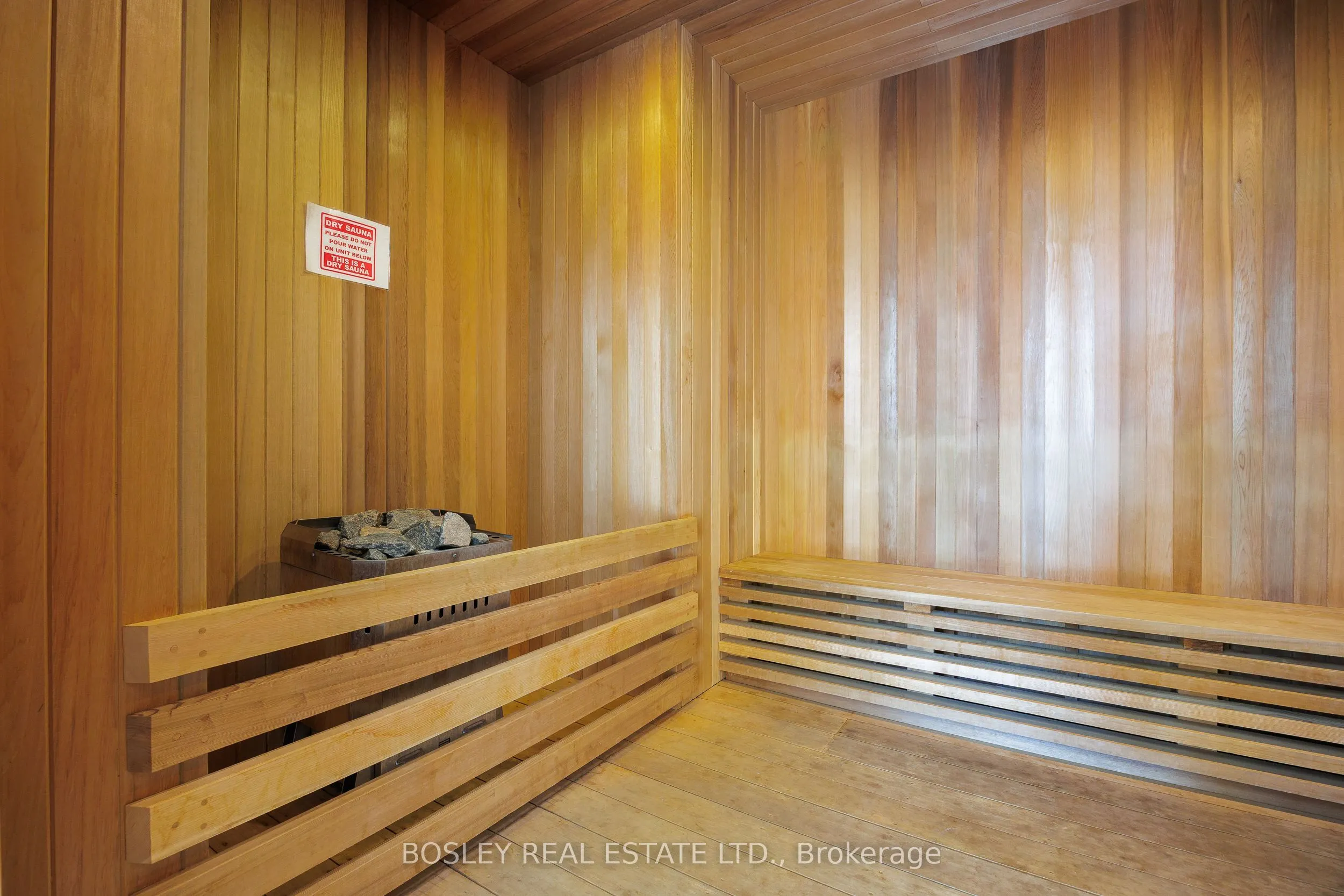 185 Roehampton Avenue, #2112