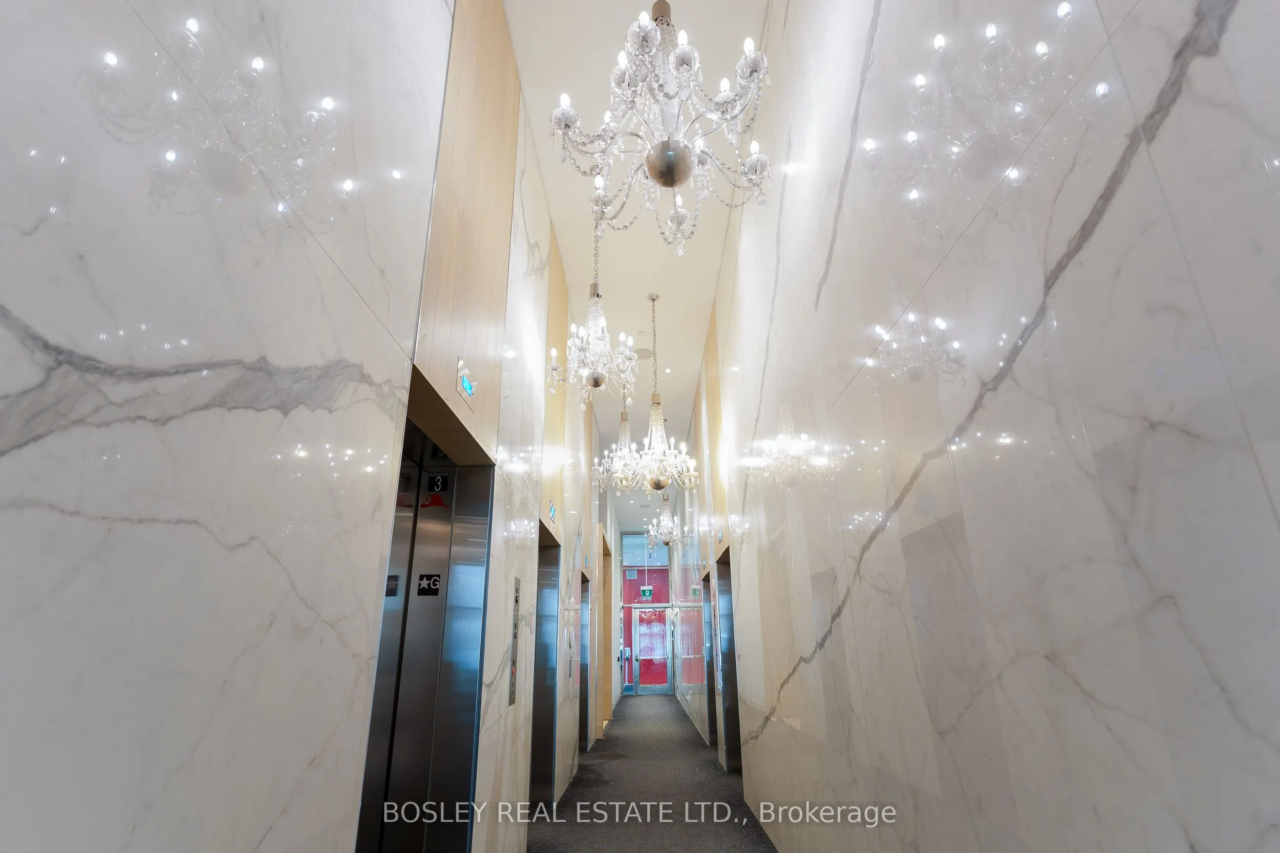 185 Roehampton Avenue, #2112