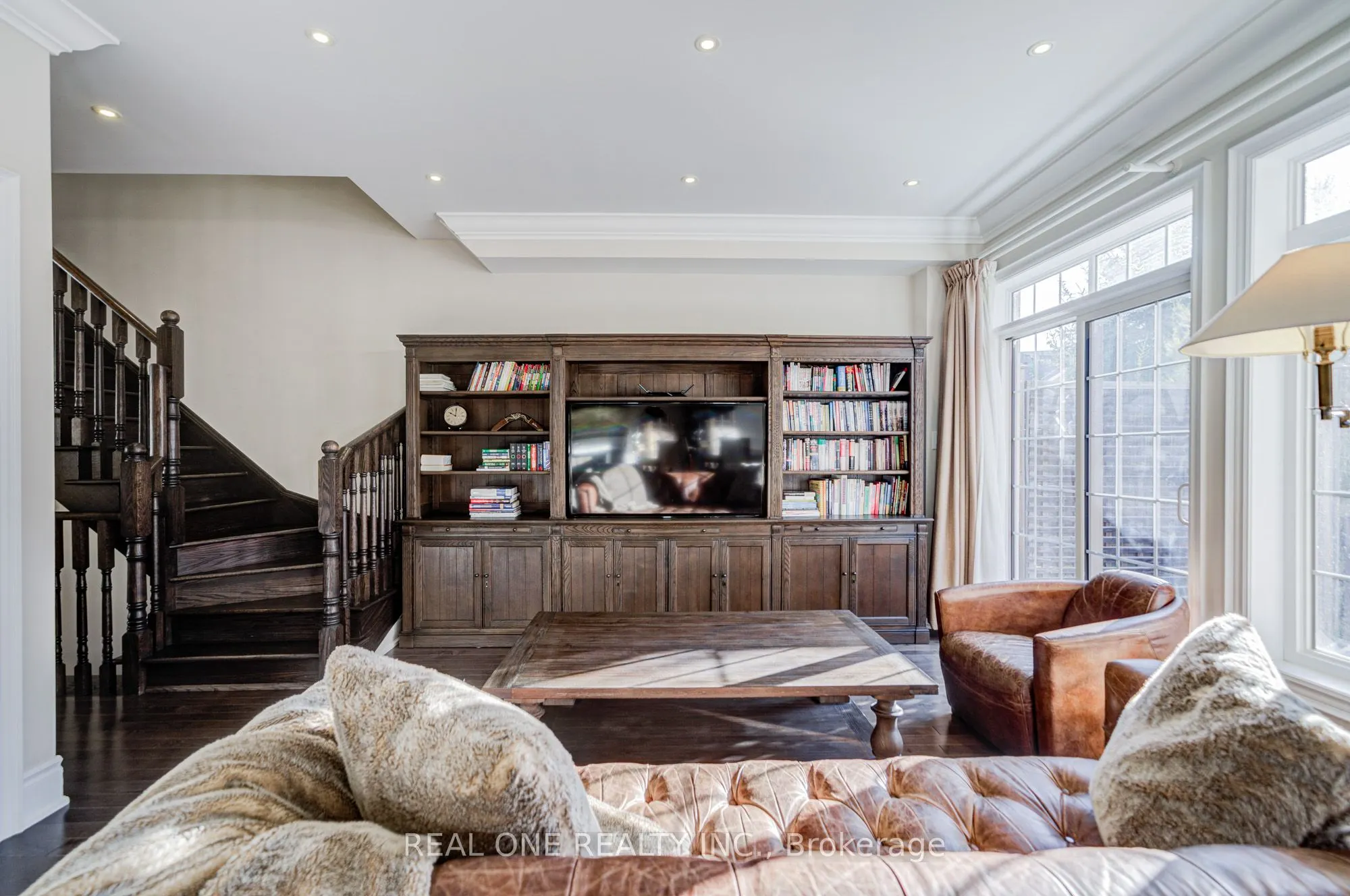 71 Bloorview Place, #19