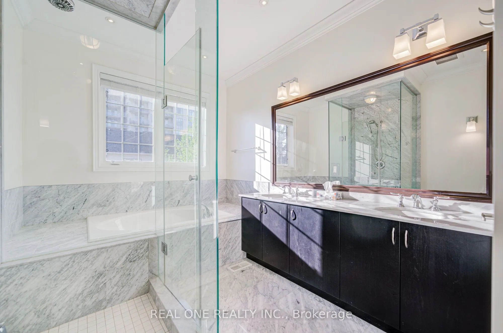 71 Bloorview Place, #19