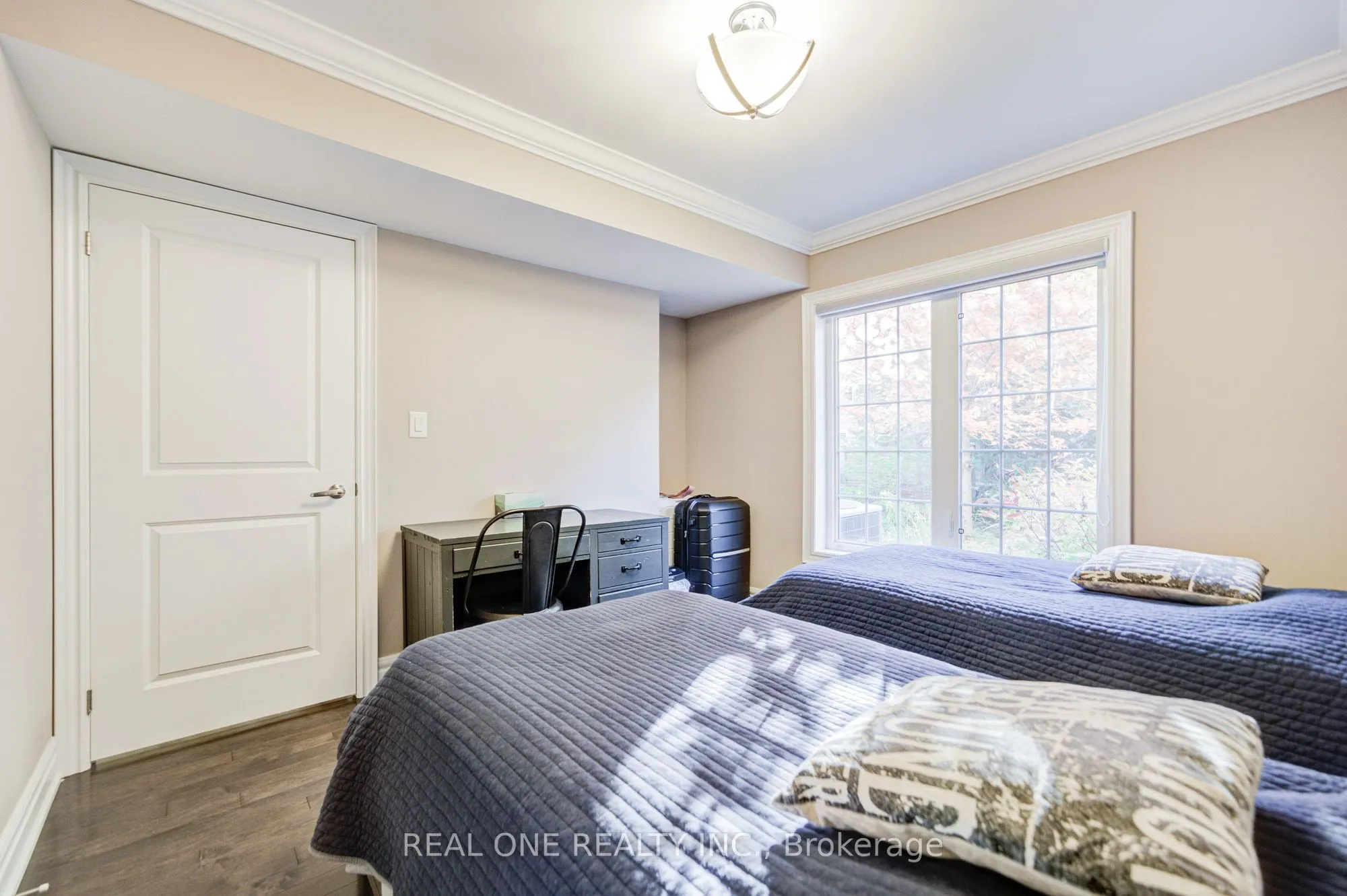 71 Bloorview Place, #19