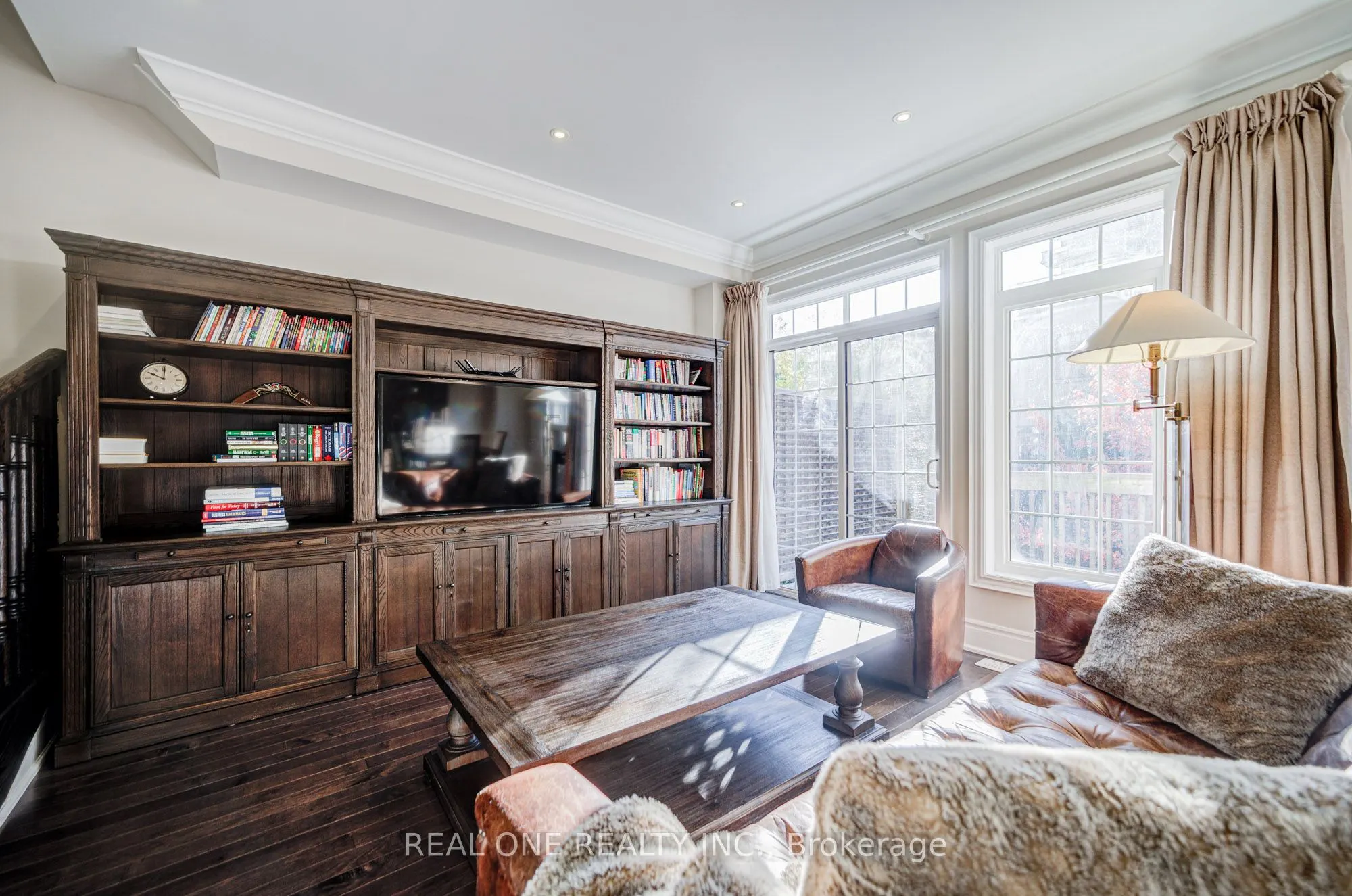 71 Bloorview Place, #19