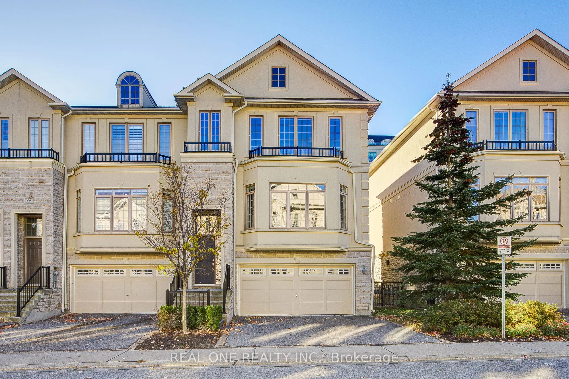 71 Bloorview Place, #19