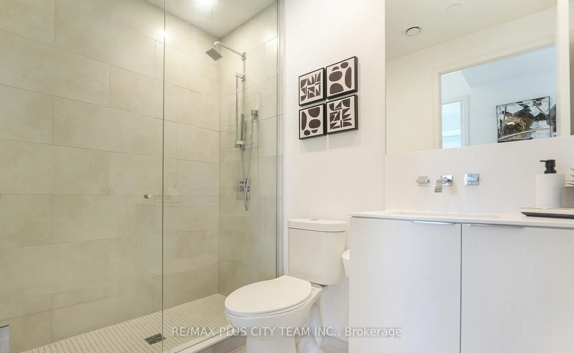 12 Bonnycastle Street, #504