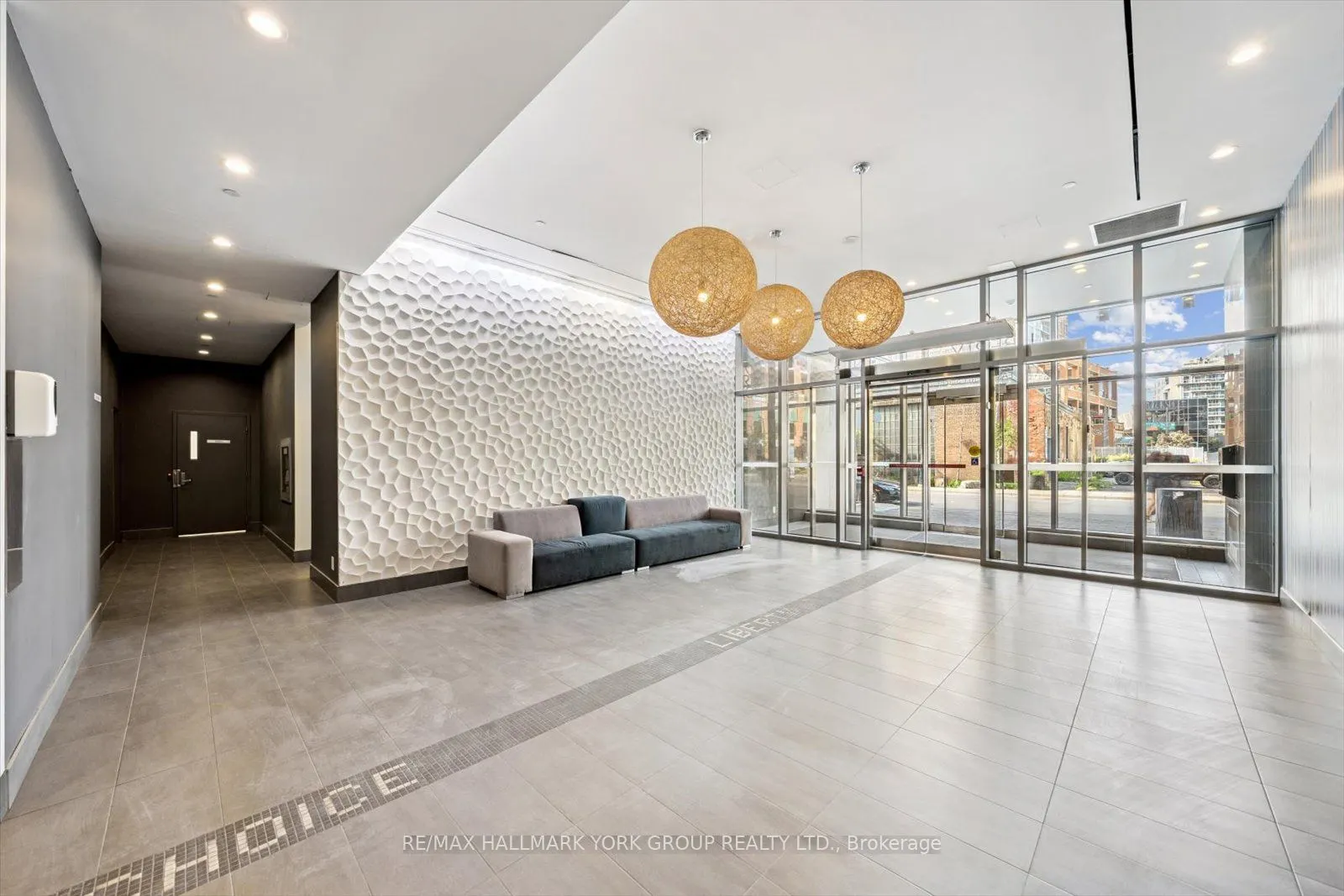 150 East Liberty Street, #1113