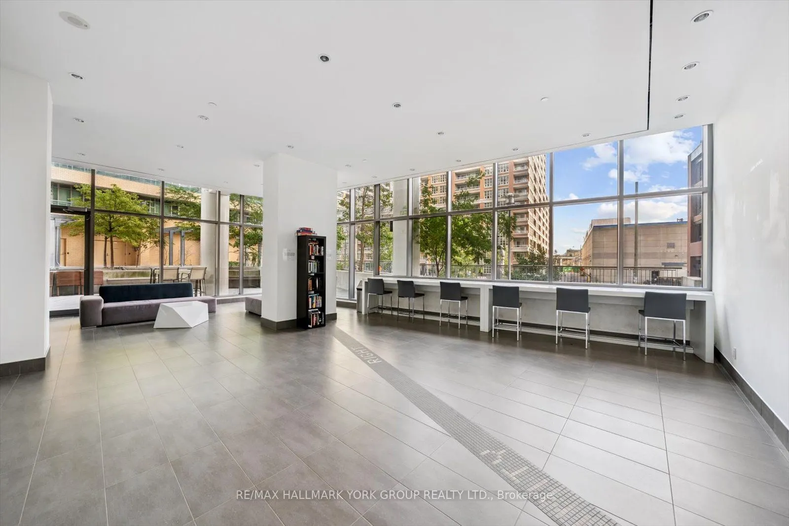 150 East Liberty Street, #1113