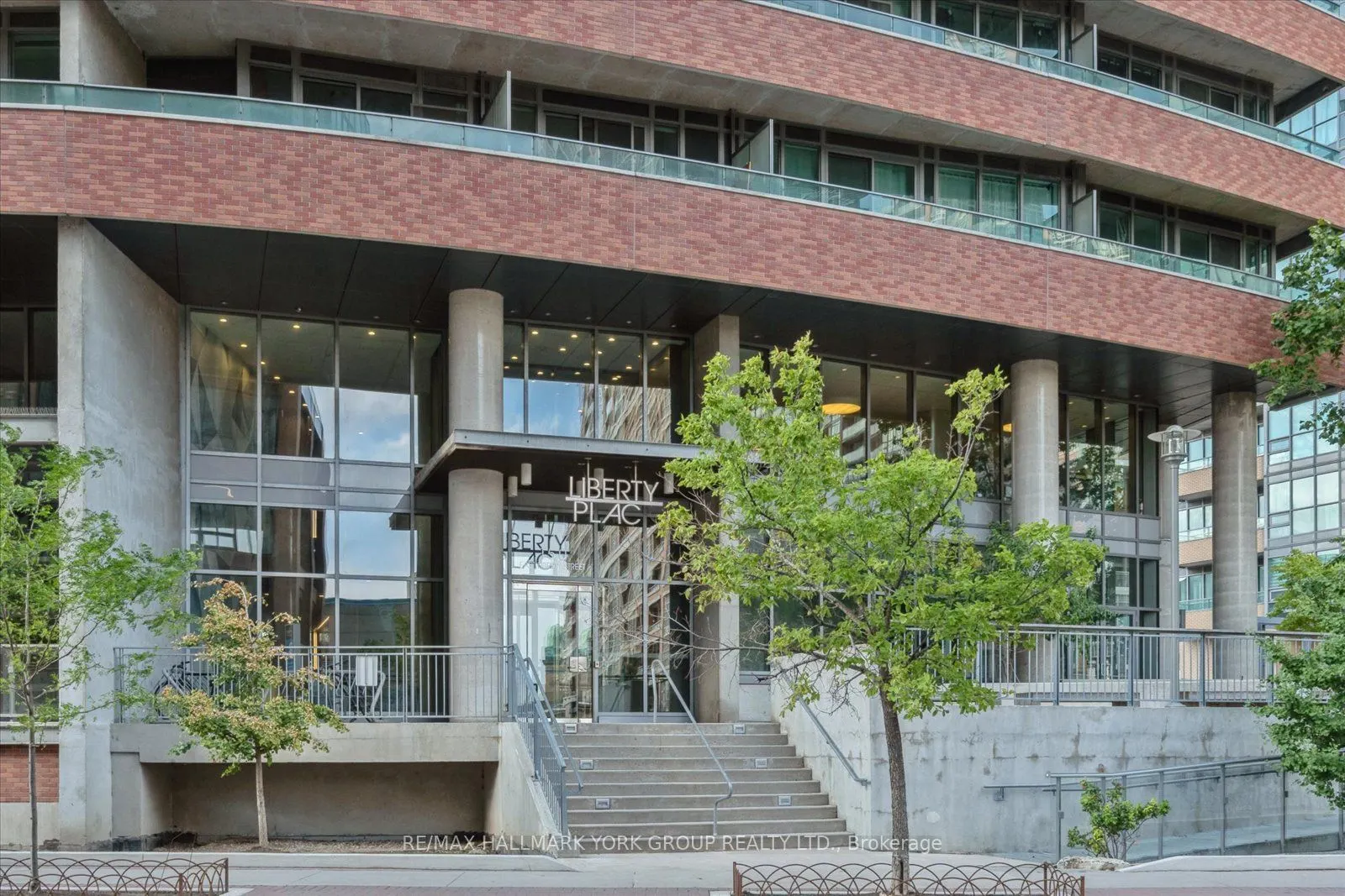 150 East Liberty Street, #1113