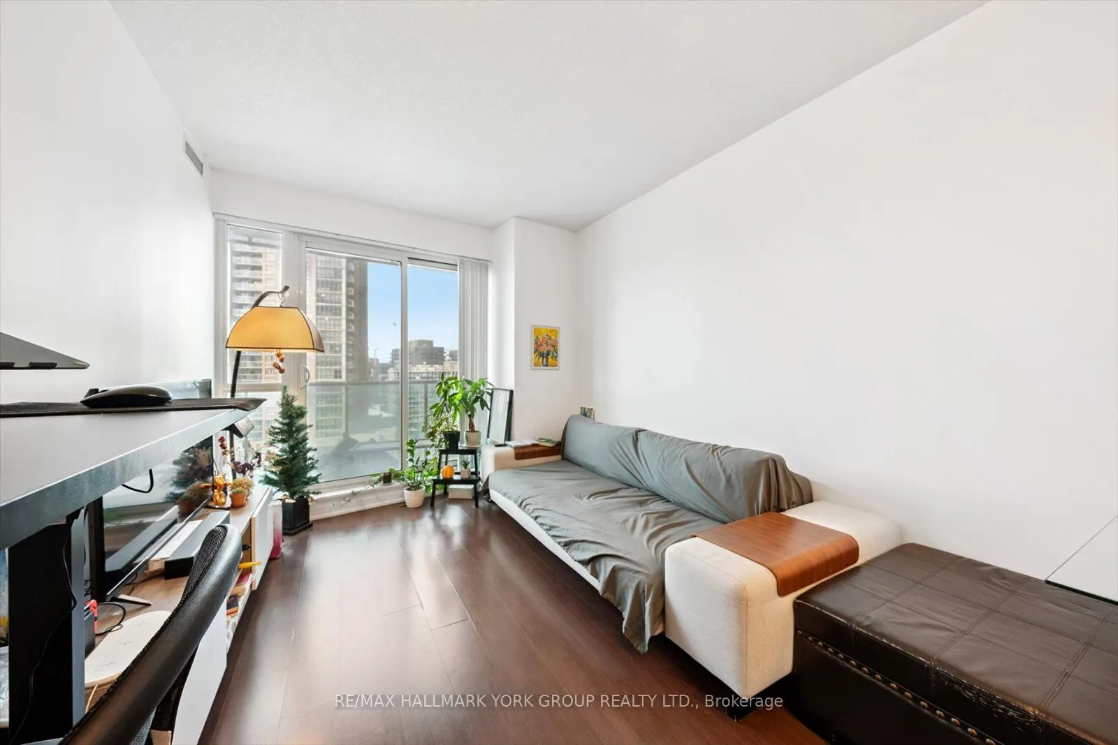 150 East Liberty Street, #1113