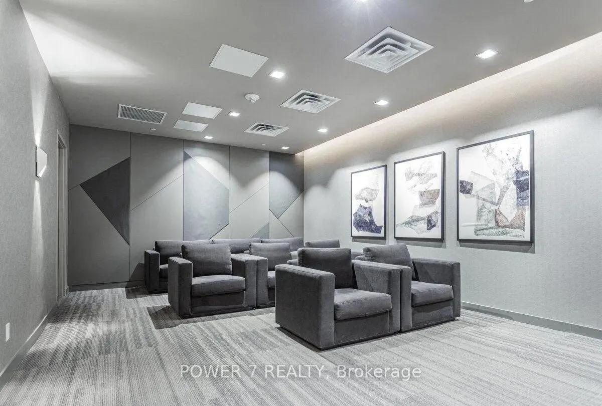 180 Fairview Mall Drive, #1705