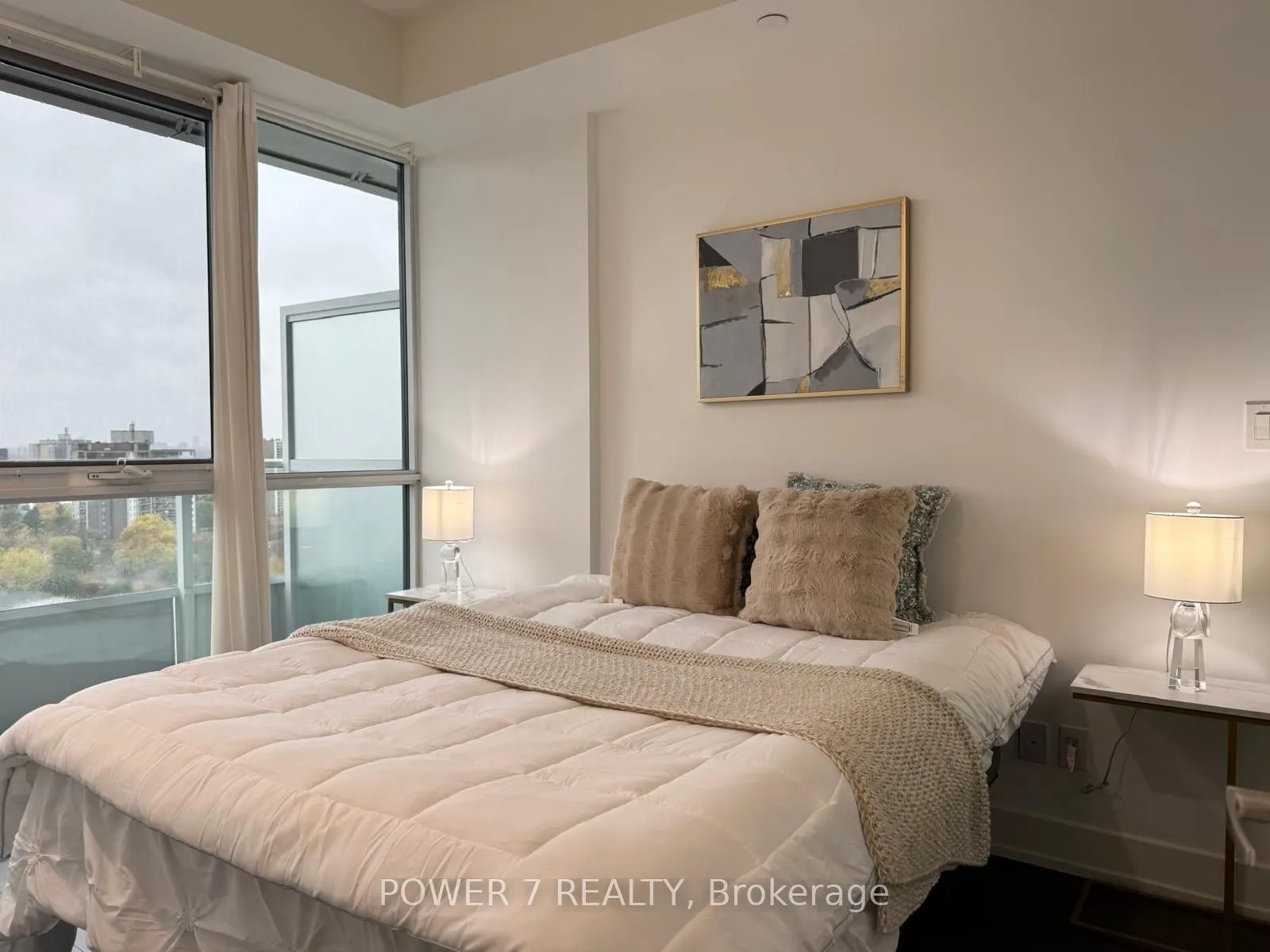 180 Fairview Mall Drive, #1705