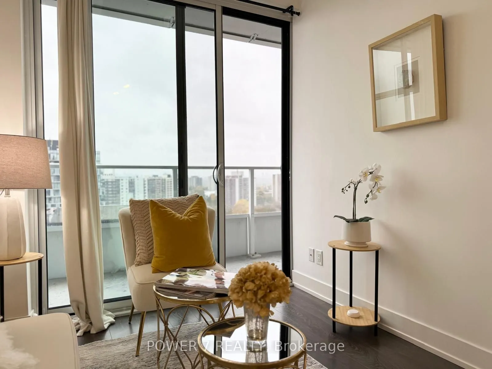 180 Fairview Mall Drive, #1705