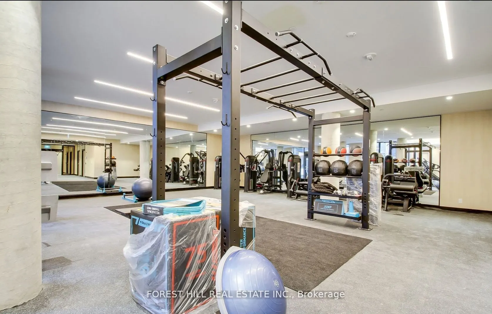 2020 Bathurst Street, #1615