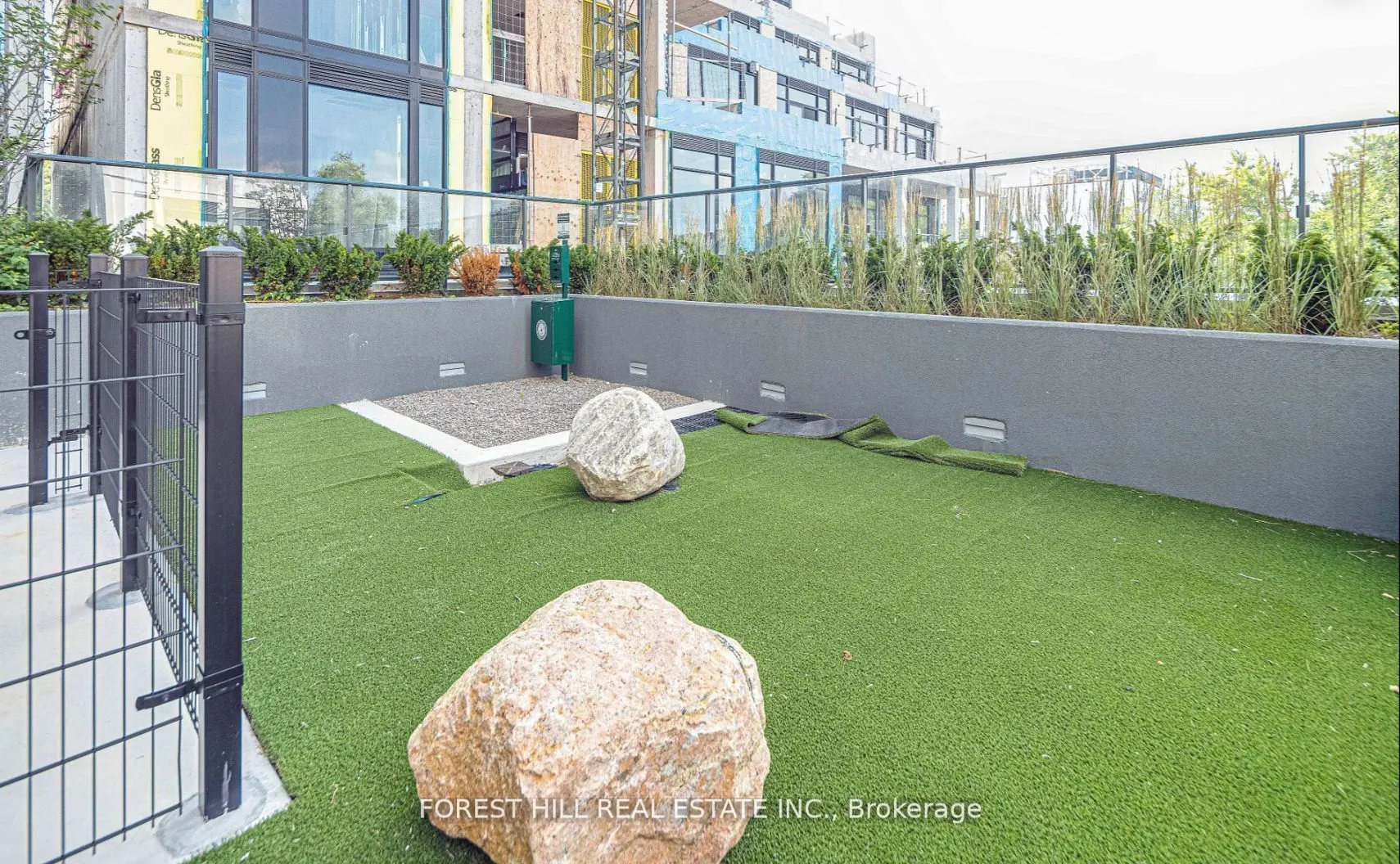 2020 Bathurst Street, #1615