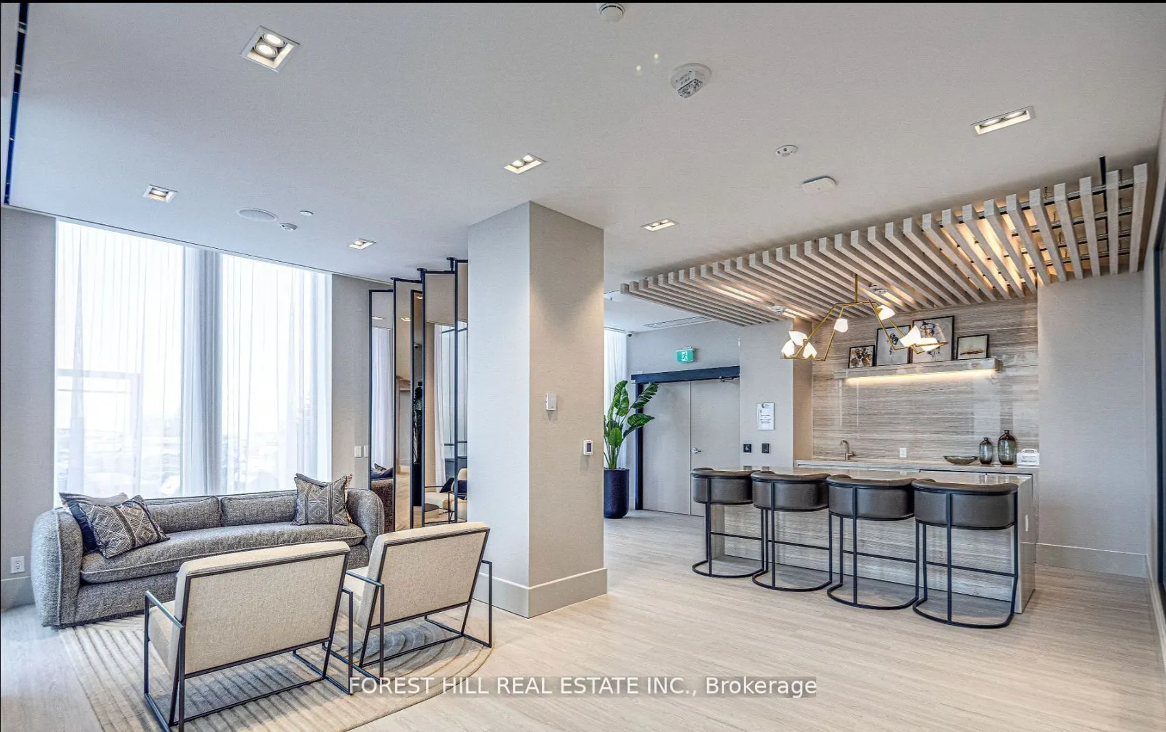 2020 Bathurst Street, #1615