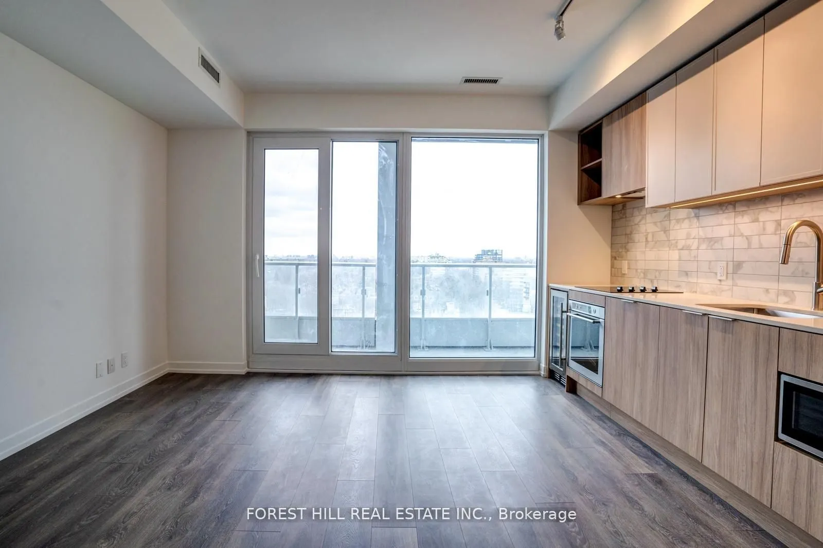 2020 Bathurst Street, #1615