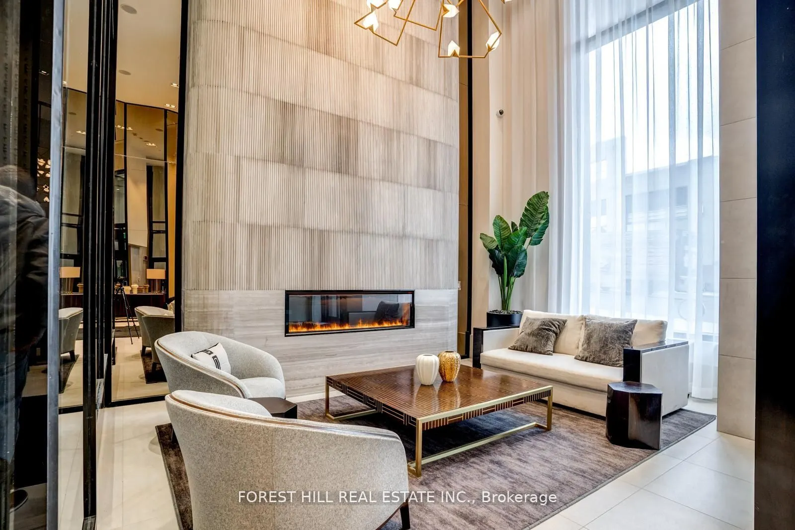 2020 Bathurst Street, #1615