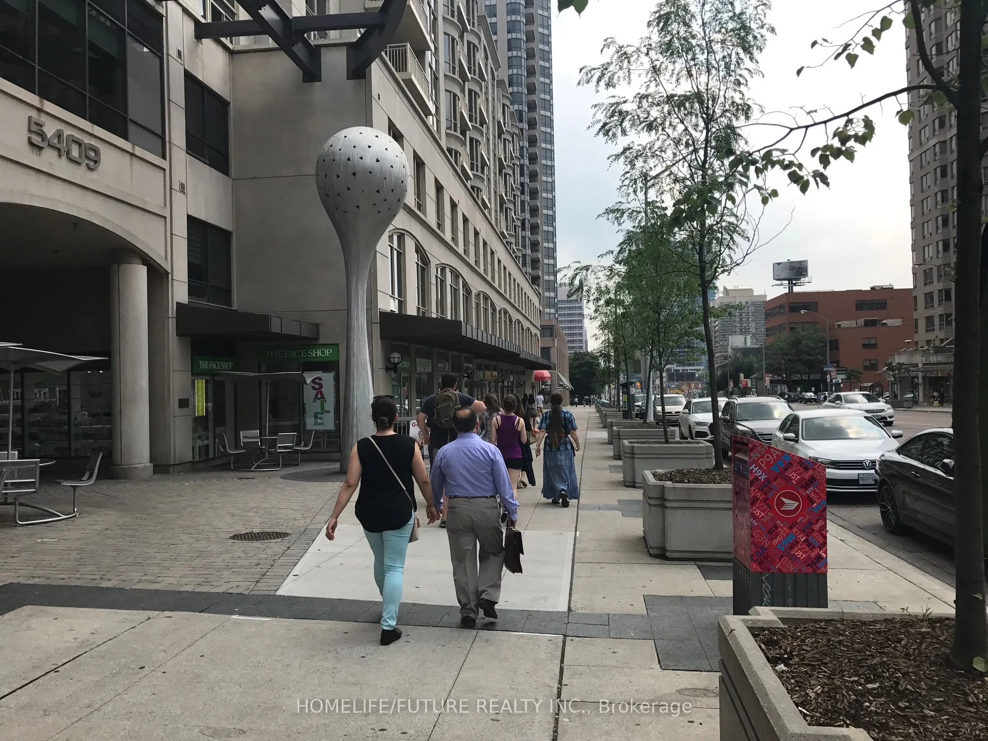 5409 Yonge Street, #209