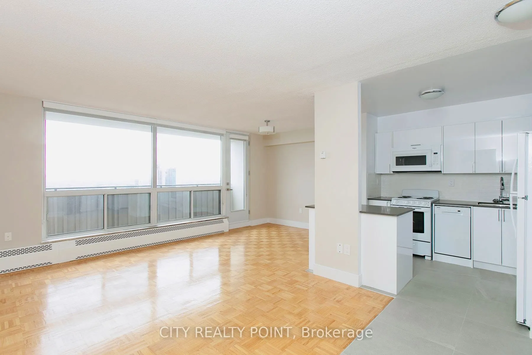 1291 Bayview Avenue N, #603