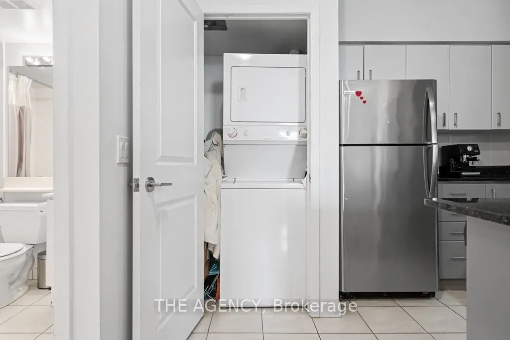 4968 Yonge Street, #2808