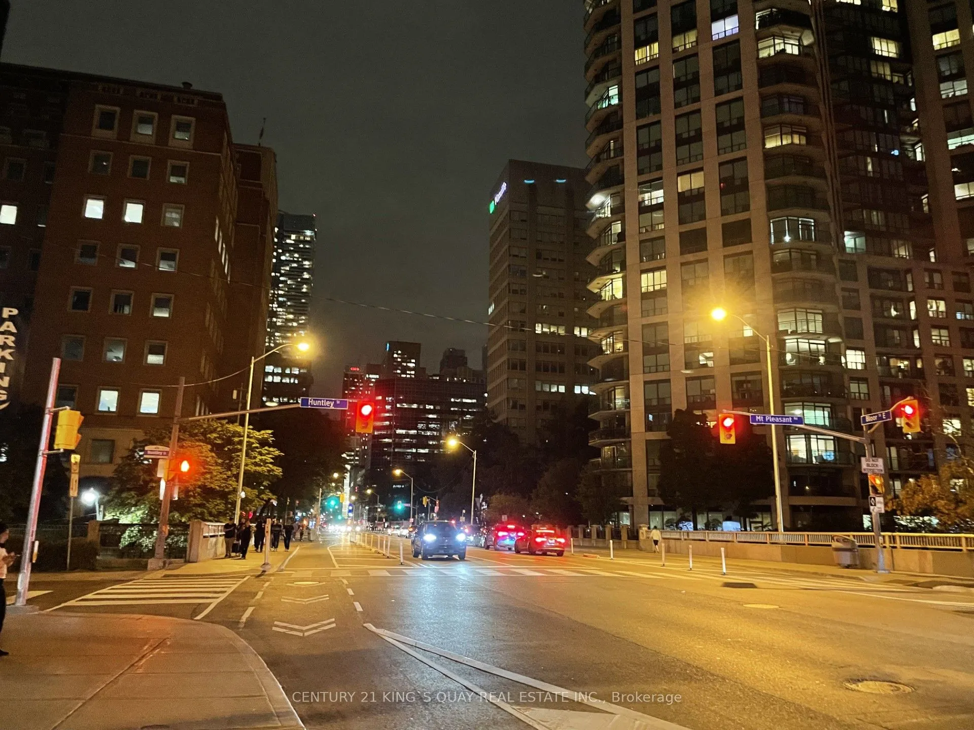 395 Bloor Street E, #3807