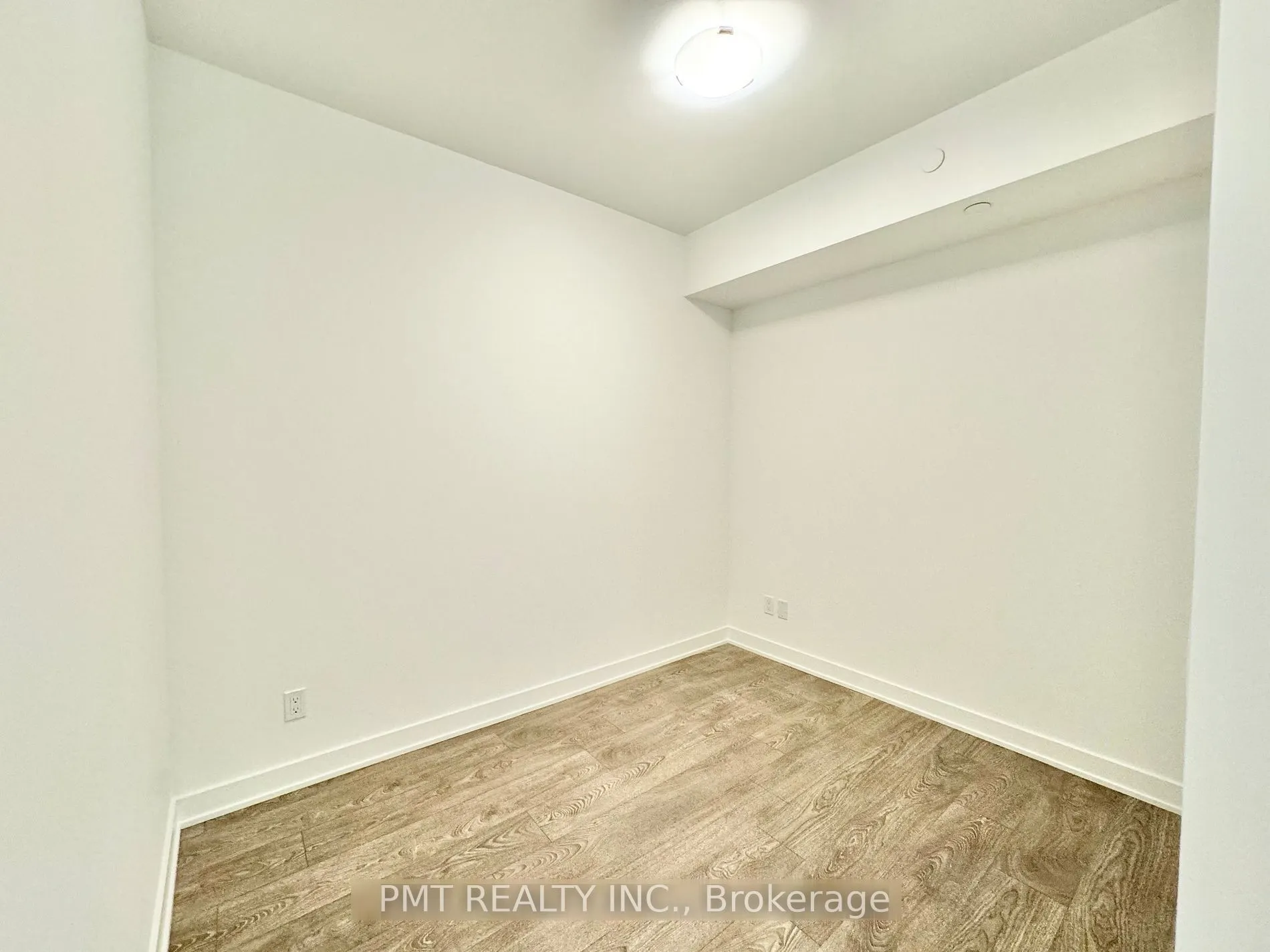 543 Richmond Street W, #1001