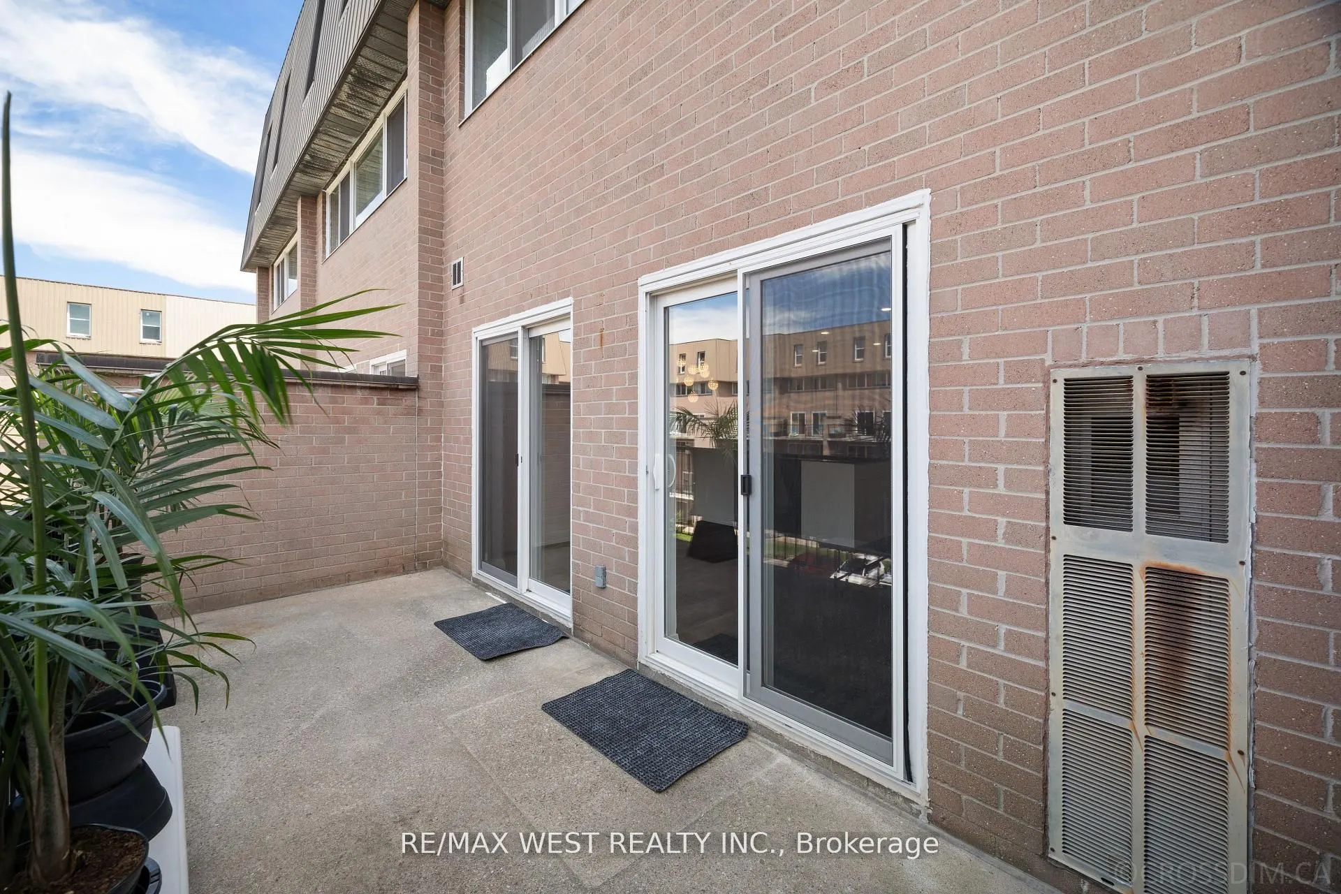 165 Cherokee Boulevard N, #236