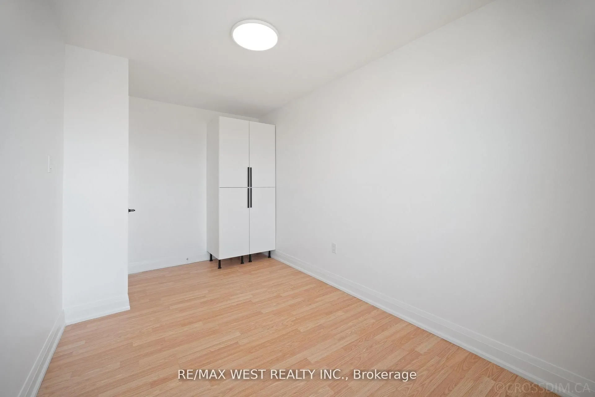 165 Cherokee Boulevard N, #236