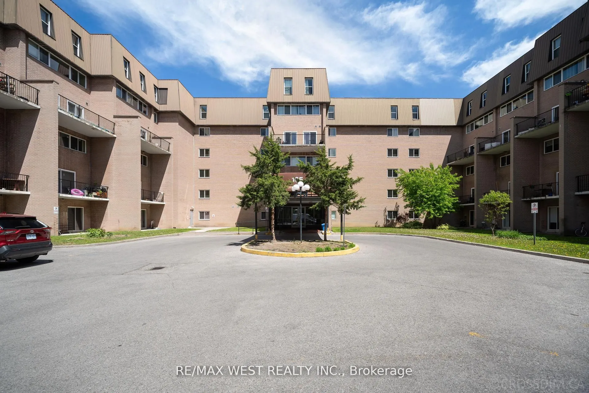 165 Cherokee Boulevard N, #236