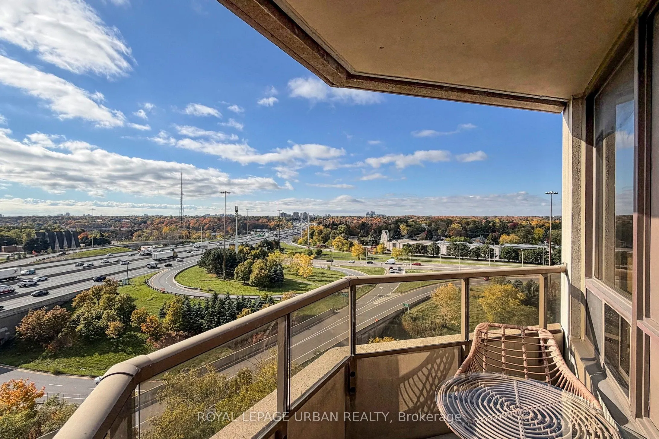 78 Harrison Garden Boulevard, #908