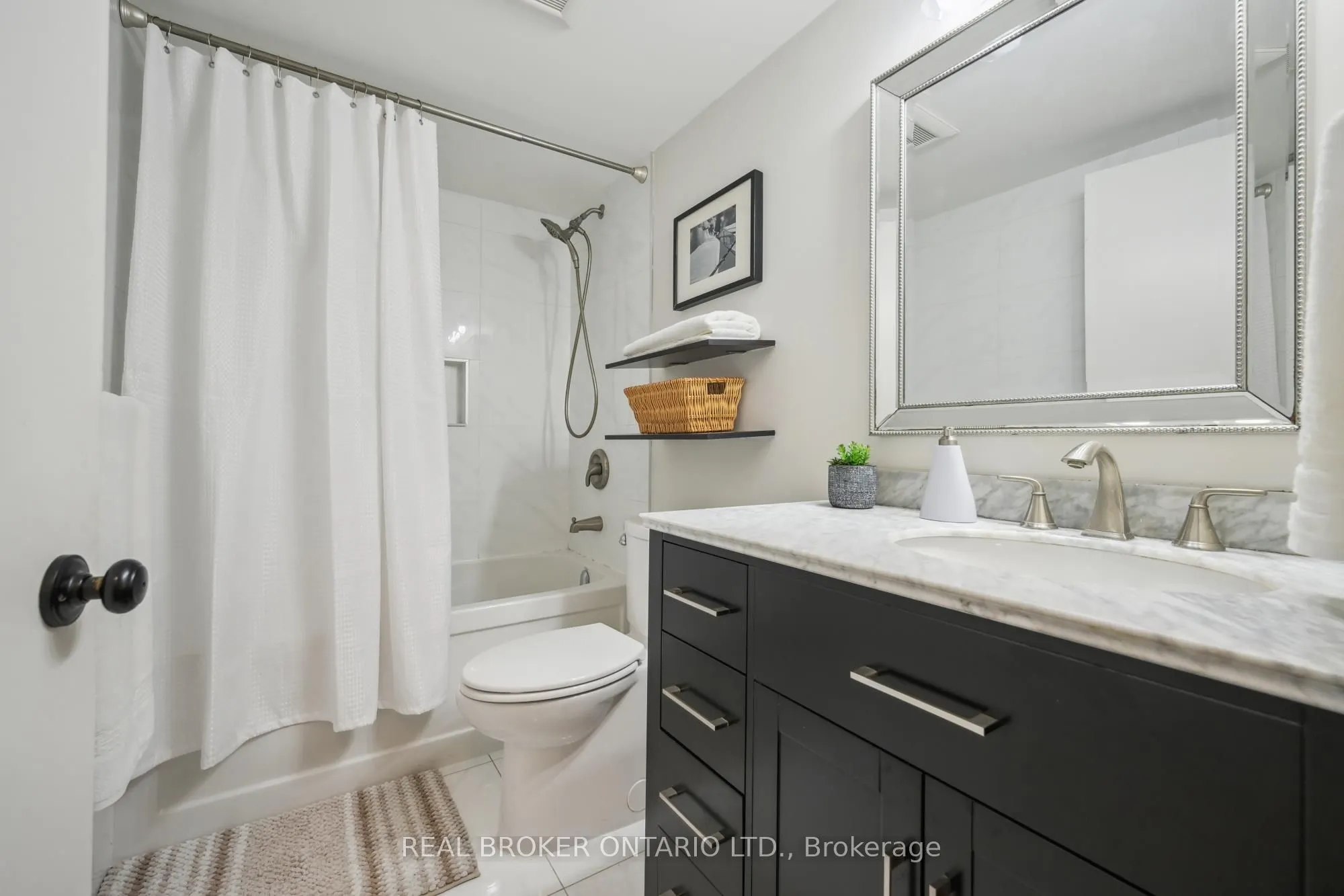 92 King Street E, #508