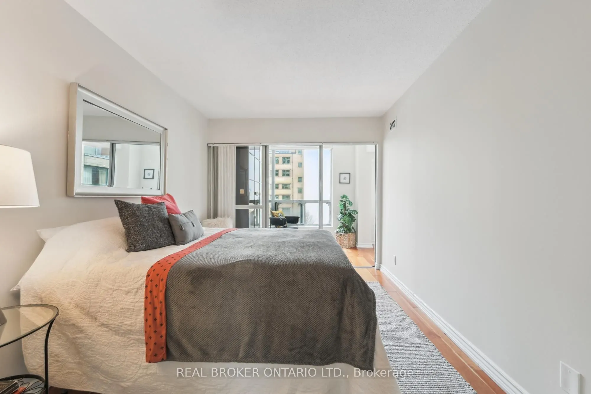 92 King Street E, #508