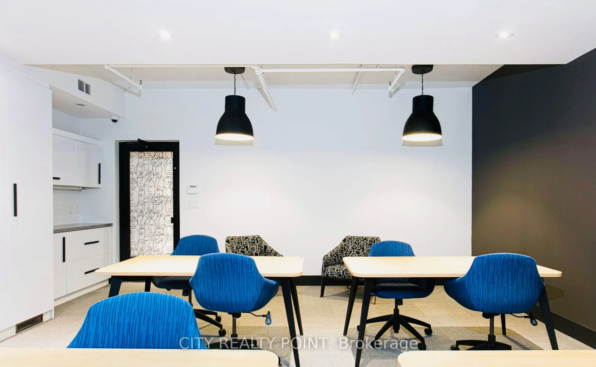 666 Spadina Avenue, #1401