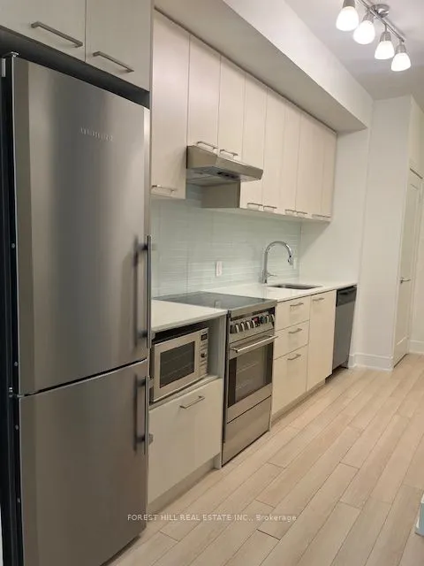 310 Tweedsmuir Avenue, #203