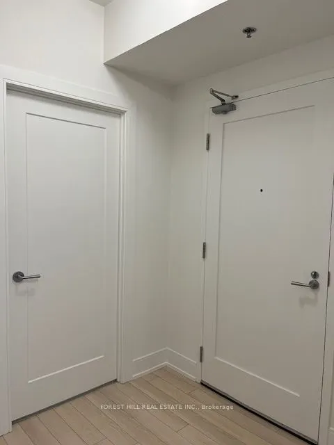 310 Tweedsmuir Avenue, #203